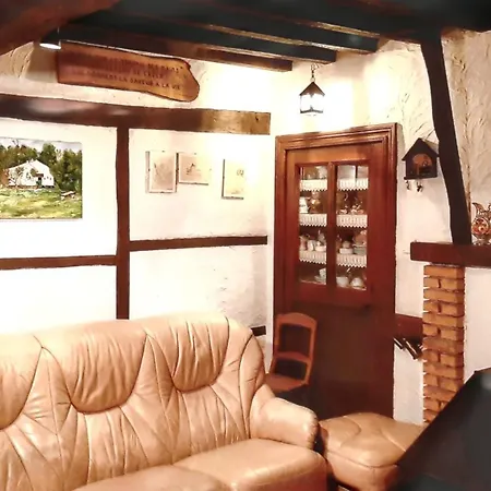 Charming House In Scy, Hamois With Enclosed Garden