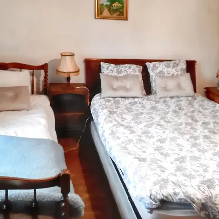 Charming House In Scy, Hamois With Enclosed Garden 펜션