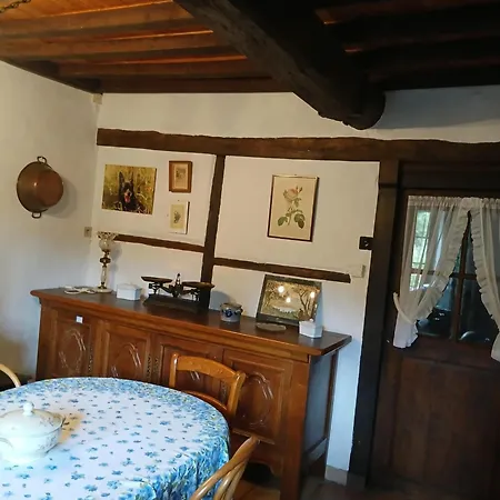 펜션 Charming House In Scy, Hamois With Enclosed Garden *