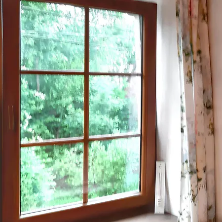 Charming House In Scy, Hamois With Enclosed Garden Hébergement de vacances Scy