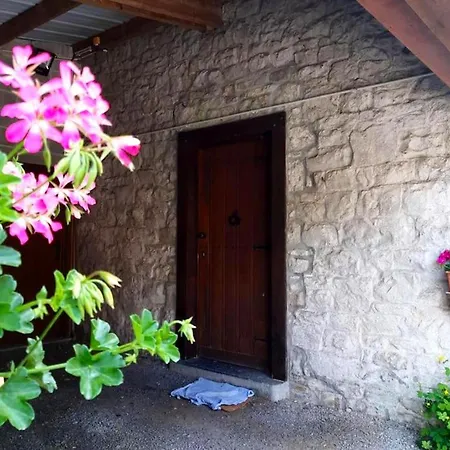 Charming House In Scy, Hamois With Enclosed Garden בית נופש *