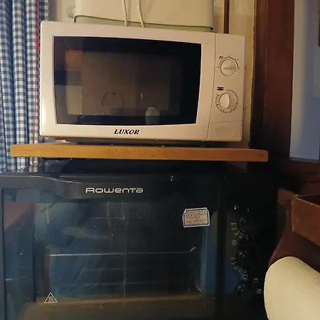 Charming House In Scy, Hamois With Enclosed Garden 펜션 Scy