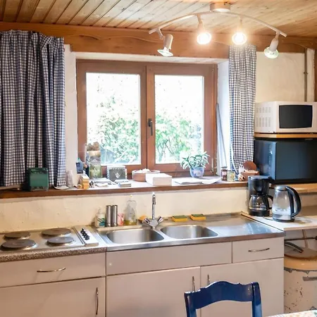 Charming House In Scy, Hamois With Enclosed Garden Hébergement de vacances