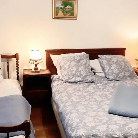 Charming House In Scy, Hamois With Enclosed Garden Hébergement de vacances *