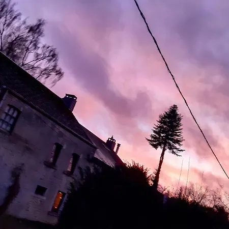 Charming House In Scy, Hamois With Enclosed Garden Hébergement de vacances