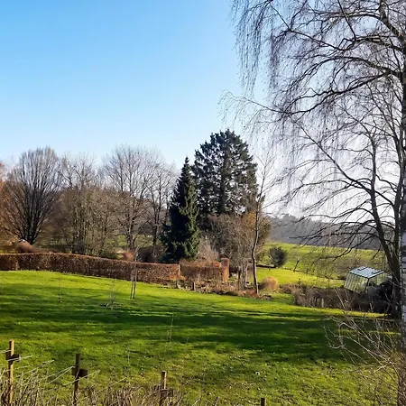 Charming House In Scy, Hamois With Enclosed Garden Hébergement de vacances Scy