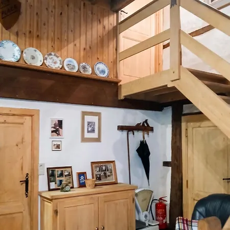 Charming House In Scy, Hamois With Enclosed Garden Hébergement de vacances